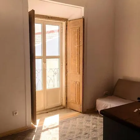 With One Bedroom In With Wonderful City View And Wifi *